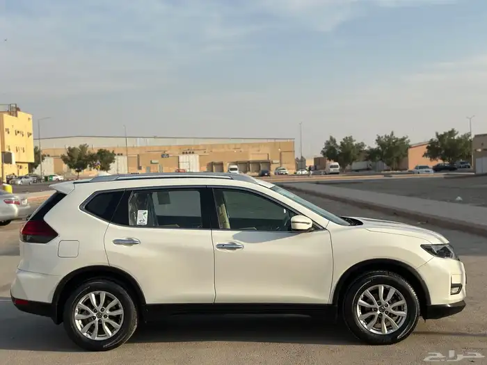 نيسان اكس تريل 2022 عداد 30 الف وكاله شرط دبل 6