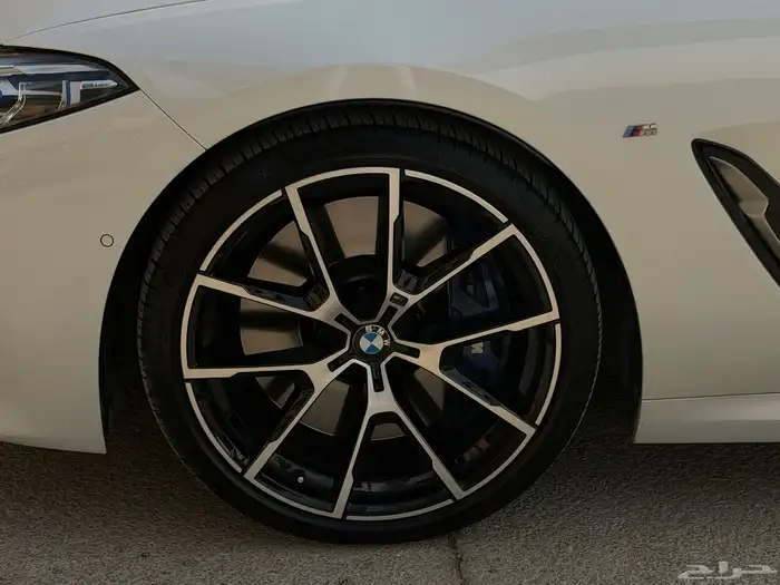 للبيع BMW 850i   الفئة الثامنة - 8 سلندر توين تيربو 11