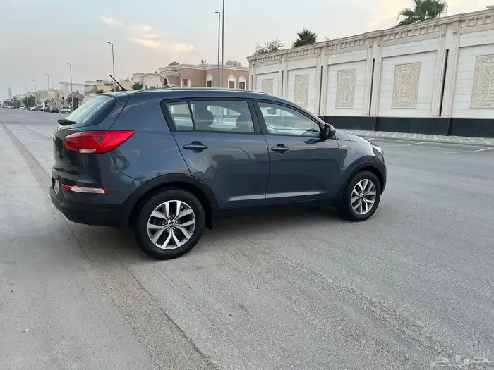 للبيع كيا سبورتاج 2016 دبل - عداد 110 الف 0