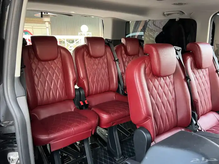 فان 9 ركاب تورينو فورد 2023 شبة جديد ديزل سعودي 18