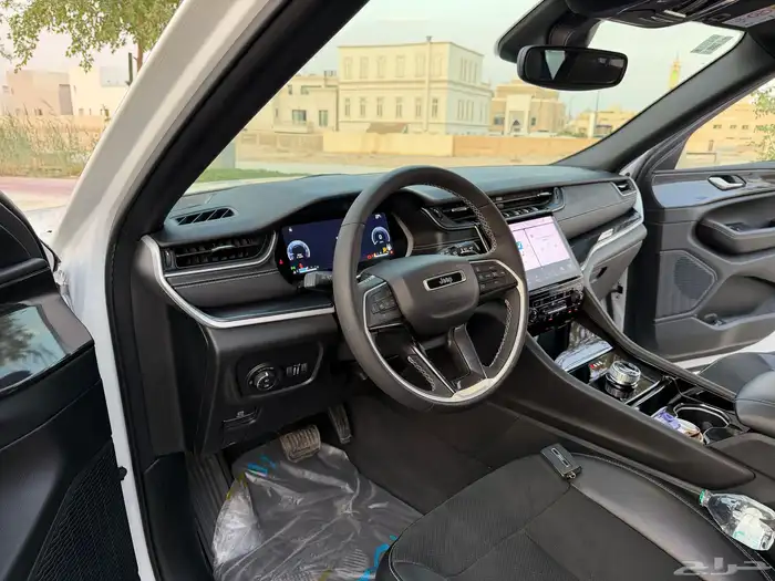 جراند شيروكي بلاك اديشن 2023 Altitude 24