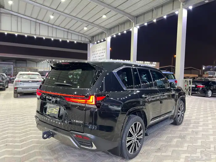لكزس LX600. 2024. BB بريمي ماشي 21 الف 3