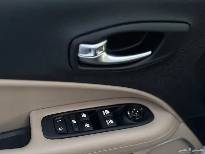 جيب jeep كومباس 2020 عداد 10 الف 30