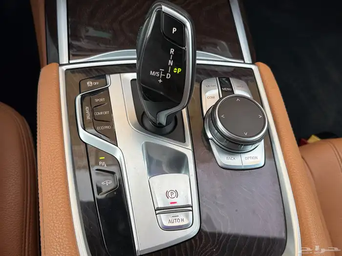 بي ان دبليو 2020 Li730 فل 27