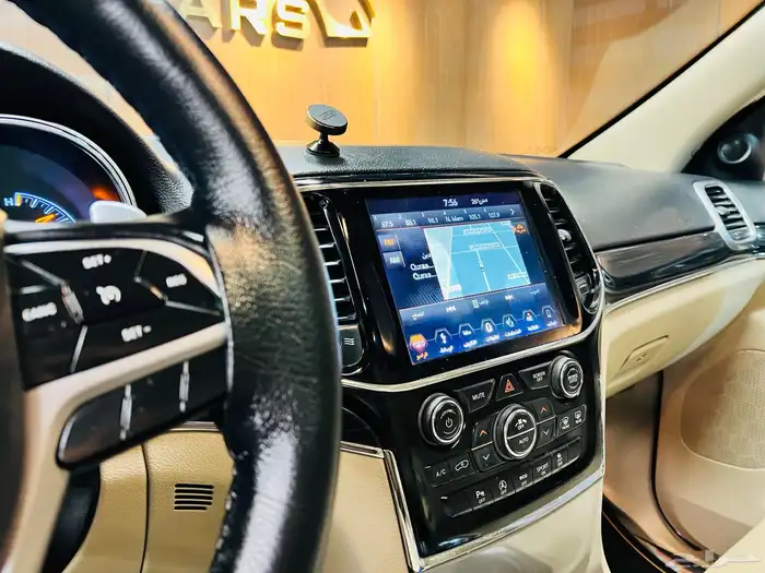 جراند شيروكي 2019 V6 لمتد (( عرض خاص )) 10