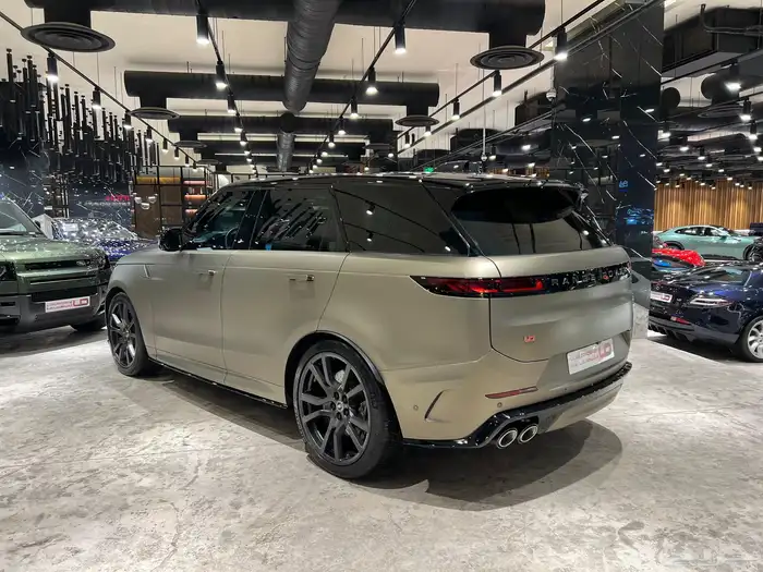رنج سبورت اس في - Range Rover SPORT SV 2024 3
