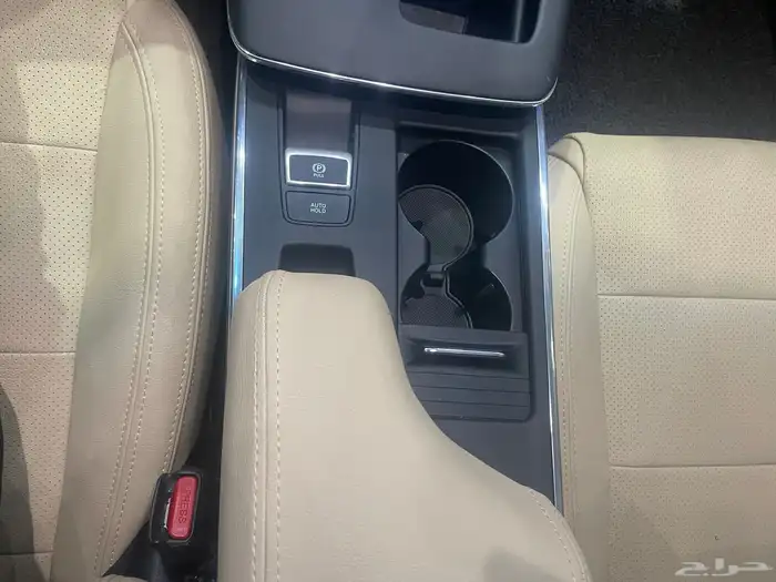 هواندي ازيرا 2022 ( بنزين) 6 سلندر 24