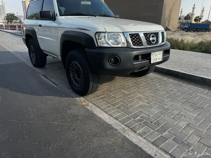 للبيع باترول فتك باب واحد 2015 1