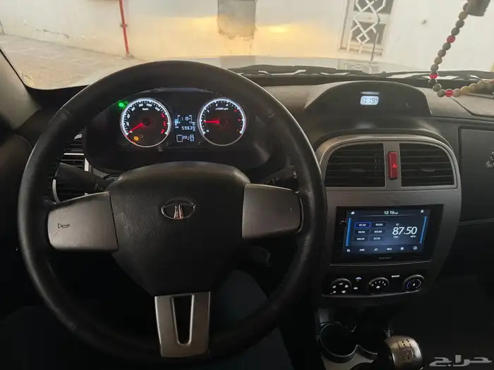 للبيع وانيت تاتا 2023 مستعمل بحالة الجديد 30