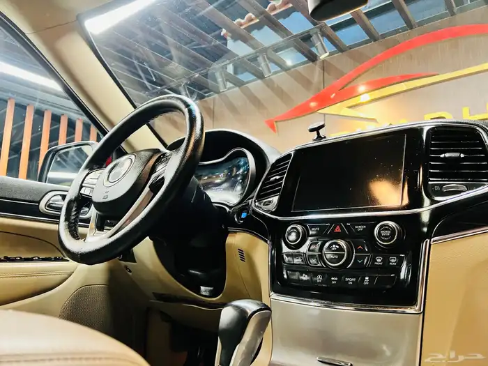 جراند شيروكي 2019 V6 لمتد (( عرض خاص )) 6