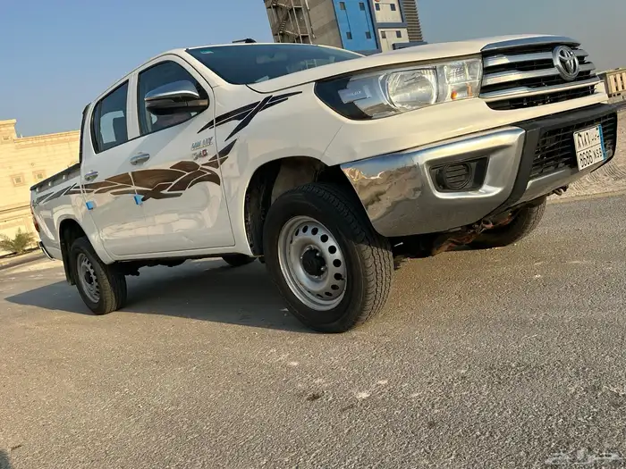 هايلوكس دبل قير عادي ديزل 2022 3