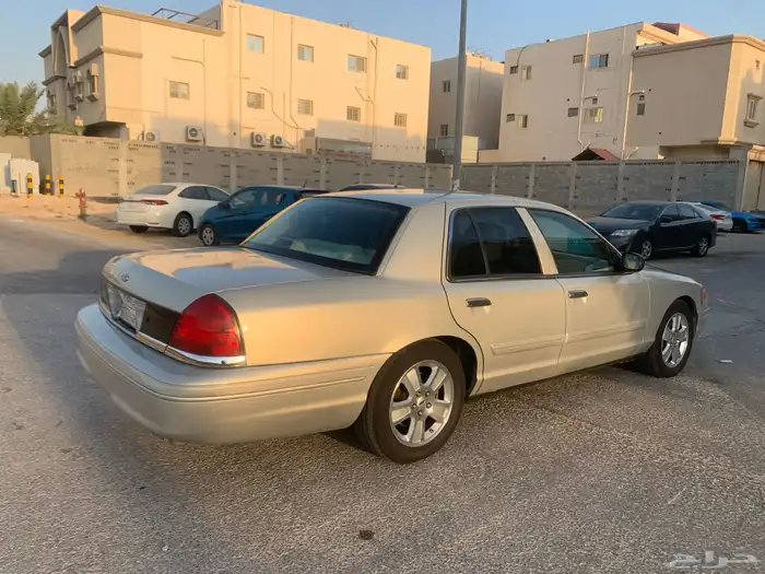 فورد فكتوريا 2012 ممشى قليل 28