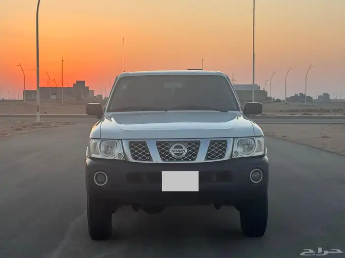 باترول ربع 2009 بحالة ممتازة 2