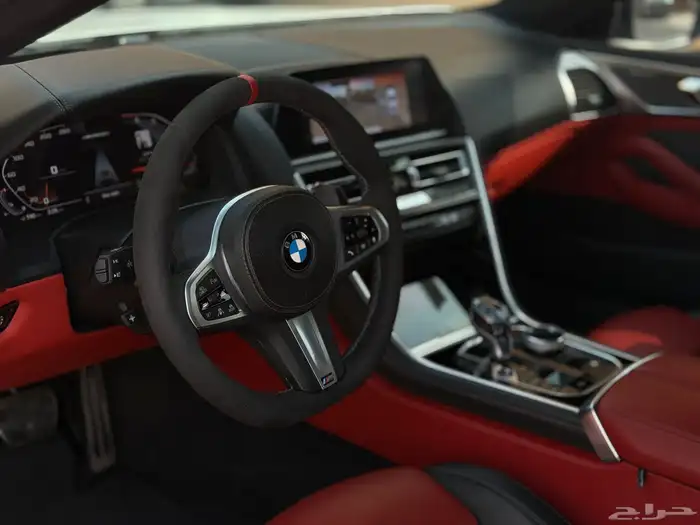 للبيع BMW 850i   الفئة الثامنة - 8 سلندر توين تيربو 2