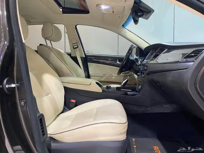 هونداي سنتنيال 2014 VS500 ( أعلى فئة ) بحالة ممتازة 14