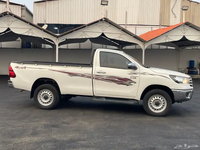 هايلكس غماره ديزل دبل GLX 2023 6