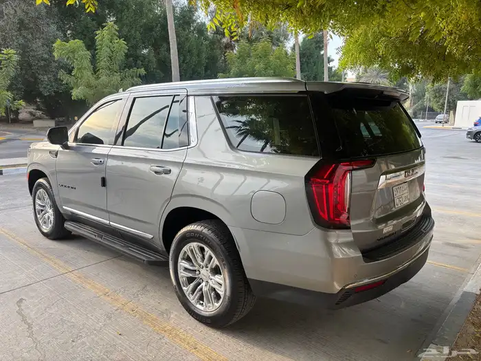 جمس يوكن 2023 SLT (مخزن) 10