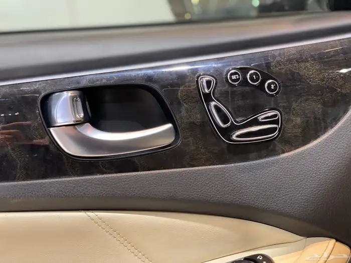 هونداي سنتنيال 2014 VS500 ( أعلى فئة ) بحالة ممتازة 27