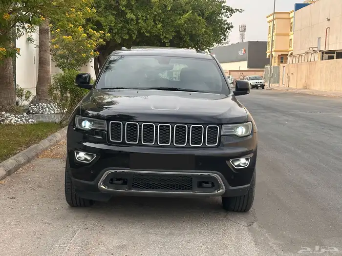 جيب جراند شيروكي 2019 ليمتيد نضيف للمستخدمV6دبل 4