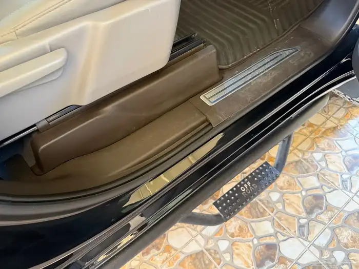 سفروليه سلفرادو Z71 المديل 2022 تريل بوس فيس لفت 62