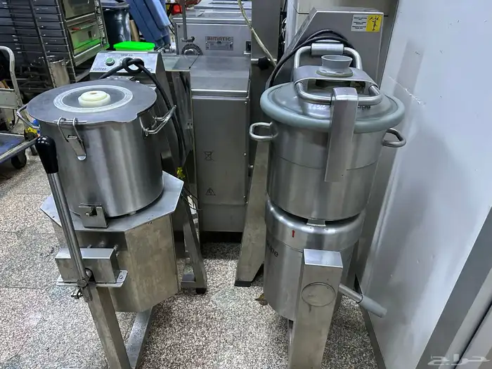 بيع جميع معدات المطاعم والمخابز والكفيهات المستعمله شبه جد 65