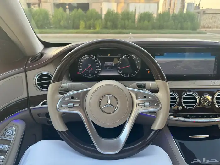 للبيع مرسيدس 2019 11