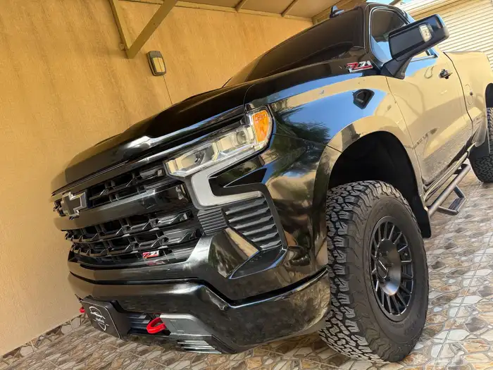 سفروليه سلفرادو Z71 المديل 2022 تريل بوس فيس لفت 30