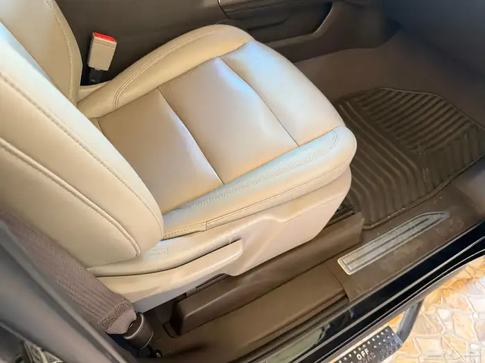 سفروليه سلفرادو Z71 المديل 2022 تريل بوس فيس لفت 60