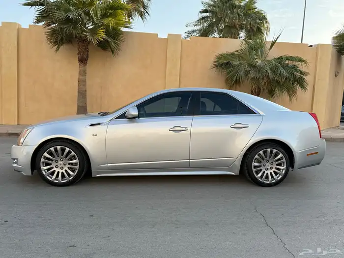 كاديلاك CTS موديل 2012 1