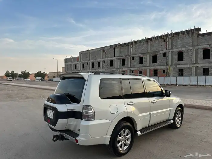 ميتسوبيشي باجيرو2018 فل كامل بانوراما 4