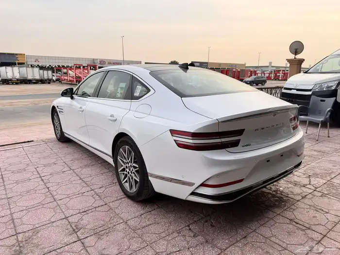 جينسس G80 برستيج بنوراما2026 جديد ( الوكيل )الناغي اقل سعر 11