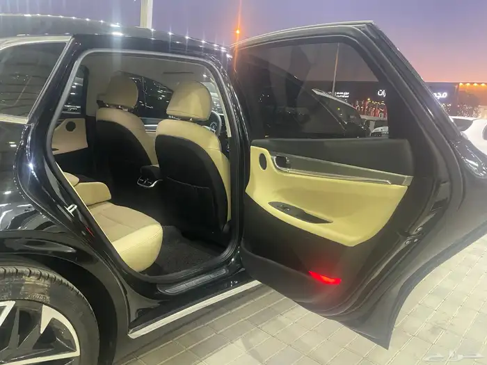 هواندي ازيرا 2022 ( بنزين) 6 سلندر 10