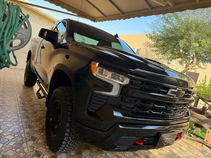 سفروليه سلفرادو Z71 المديل 2022 تريل بوس فيس لفت 3