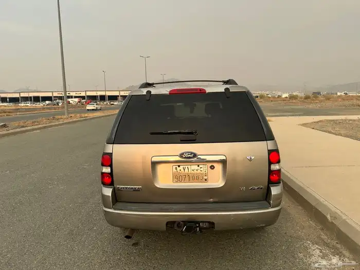 للبيع فورد اكسبلورر 2008 V8 فل كامل نظيف جدا 2