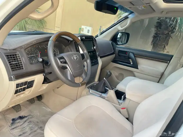 جيب لاند كروزر 2019 GXR سعودي 11