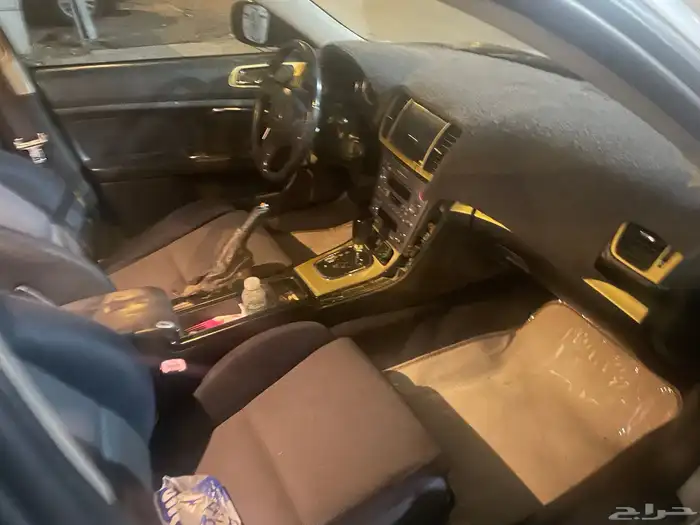 سيارة سوبارو للبيع 1