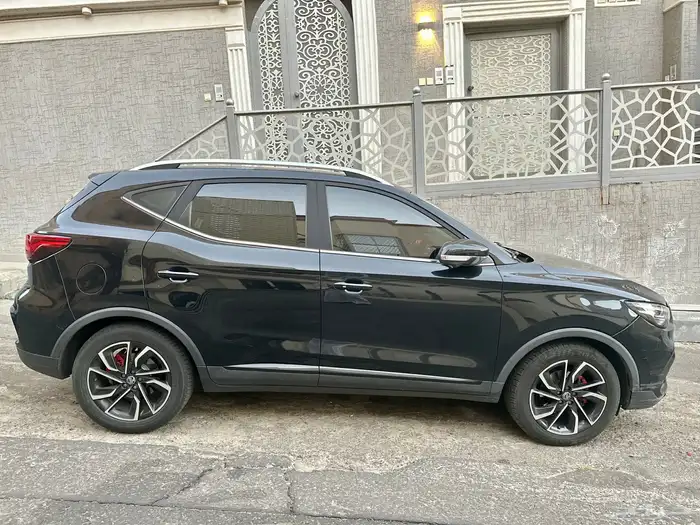 mg zs 2022 للبيع ام جي زد إس لون اسود نظيف 2
