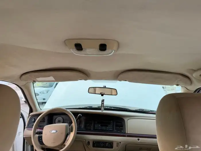 فورد فكتوريا ممشى قليل 2011 12