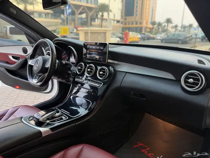 مرسيدس C200 2018 9
