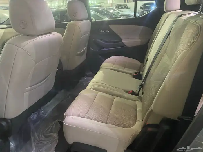 ترافيرس 2023 LS مخزن 7