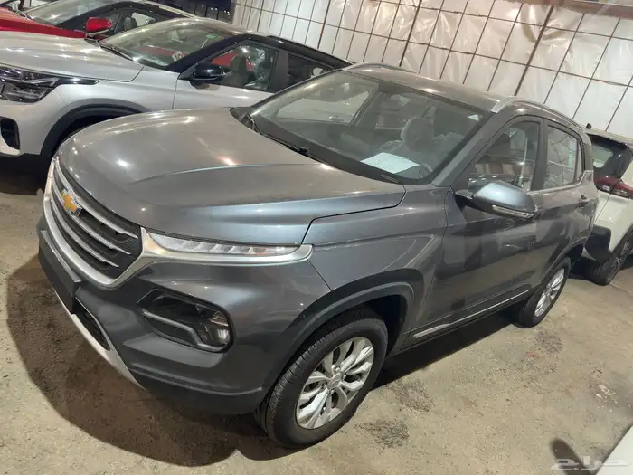 شيفروليه جروف LT استندر 2025 رمادي فضي ابيض أزرق فاتح 0