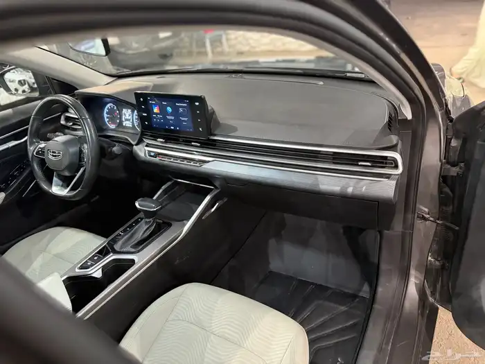 للبيع جيلي امجراند 7 موديل 2024 نص فل 11