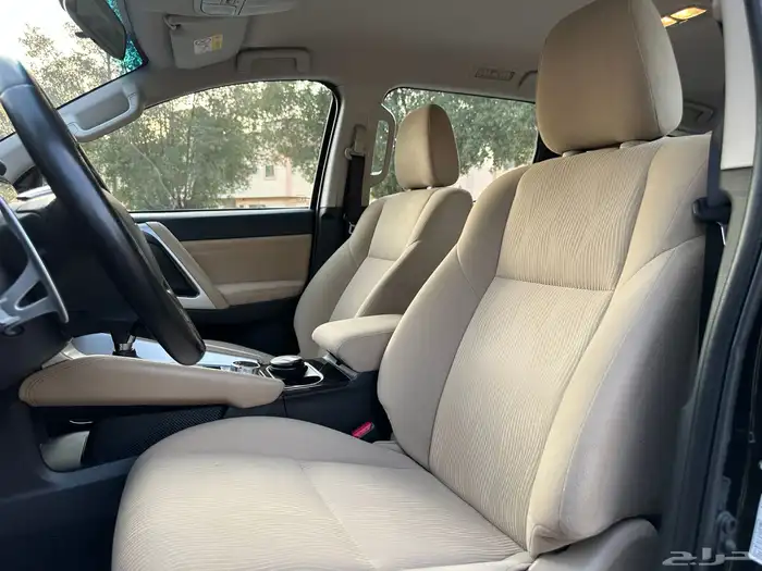 ميتسوبيشي مونتيرو سبورت 2022 استاندر دبل 17