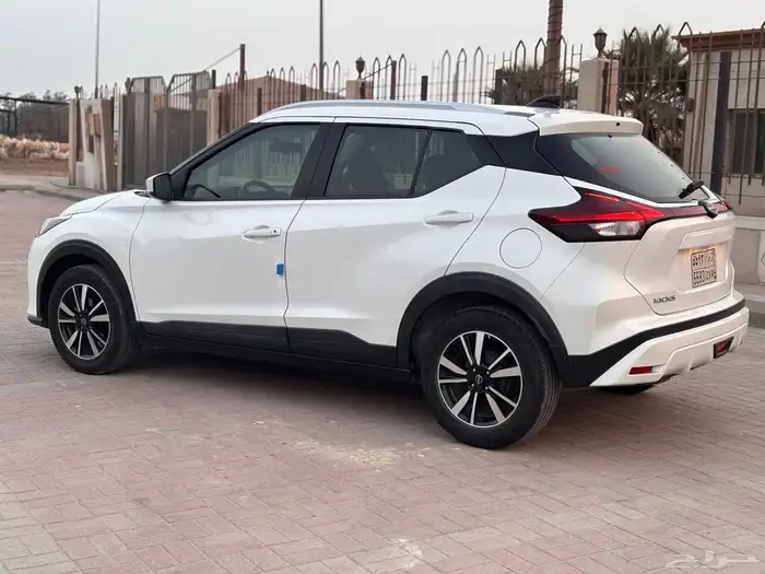 نيسان كيكس 2023 4