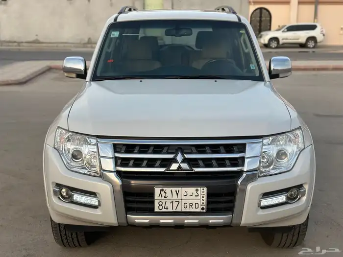 ميتسوبيشي باجيرو2018 فل كامل بانوراما 0