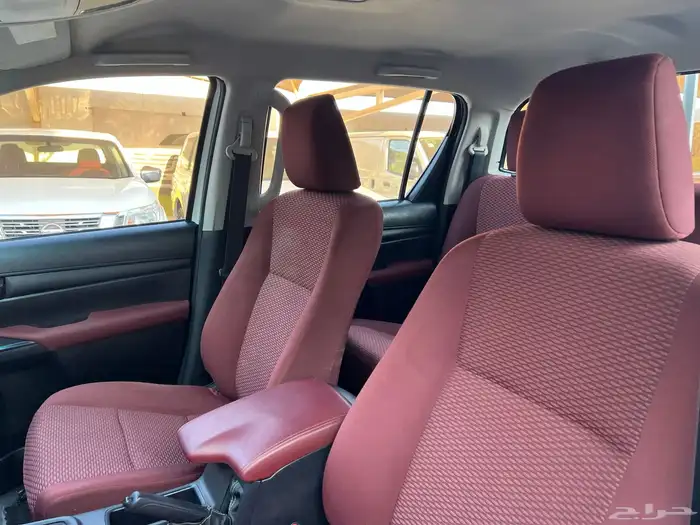 هايلوكس ديزل 2024 قير اوتوماتيك نظيف جدا لدى قمة الاطلال 20