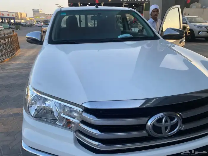 هايلكس GLX - 2020 - مخزن 13