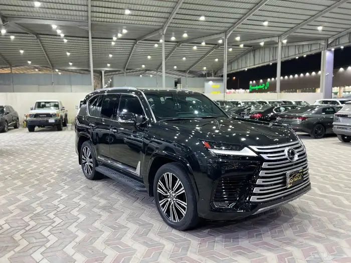 لكزس LX600. 2024. BB بريمي ماشي 21 الف 2