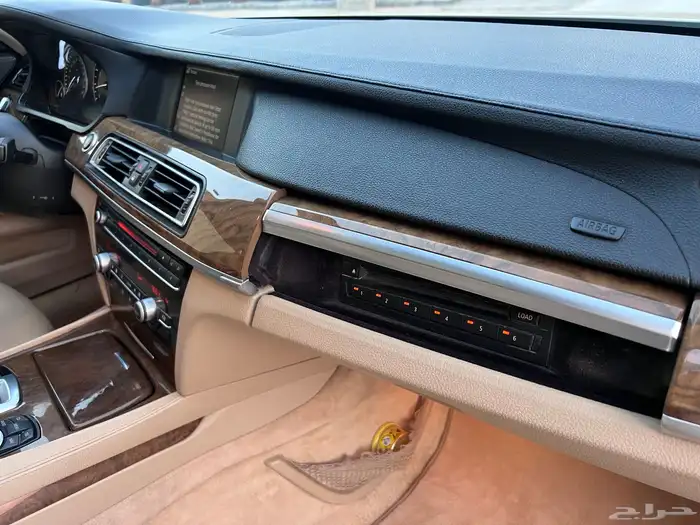 بي ام دبليو الفئة السابعة 730 35