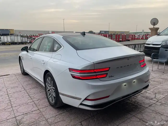 جينسس G80 برستيك 2026 فتحه بنوراما الوكيل الناغي اقل سعر 4